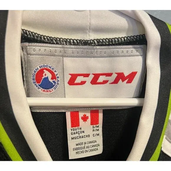 CCM Chicago Wolves AHL Youth Hockey Jersey - S/M - Picture 3 of 7